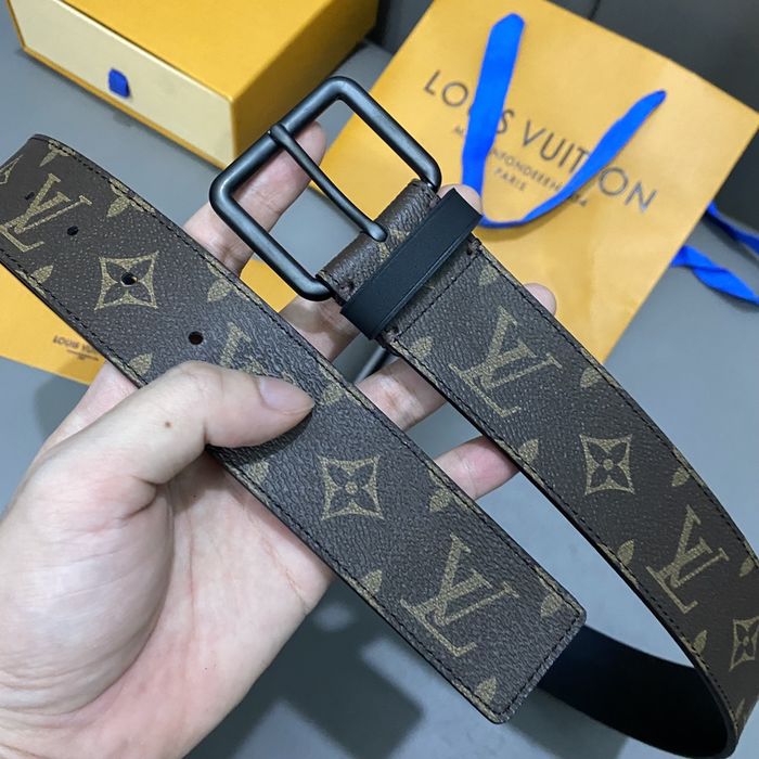 Louis Vuitton Belt 40MM LVB00137